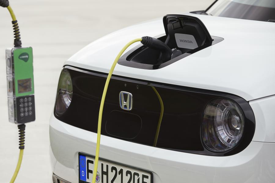 Детали экстерьера Honda e 2020 года  (WW) (фото 42 из 48)